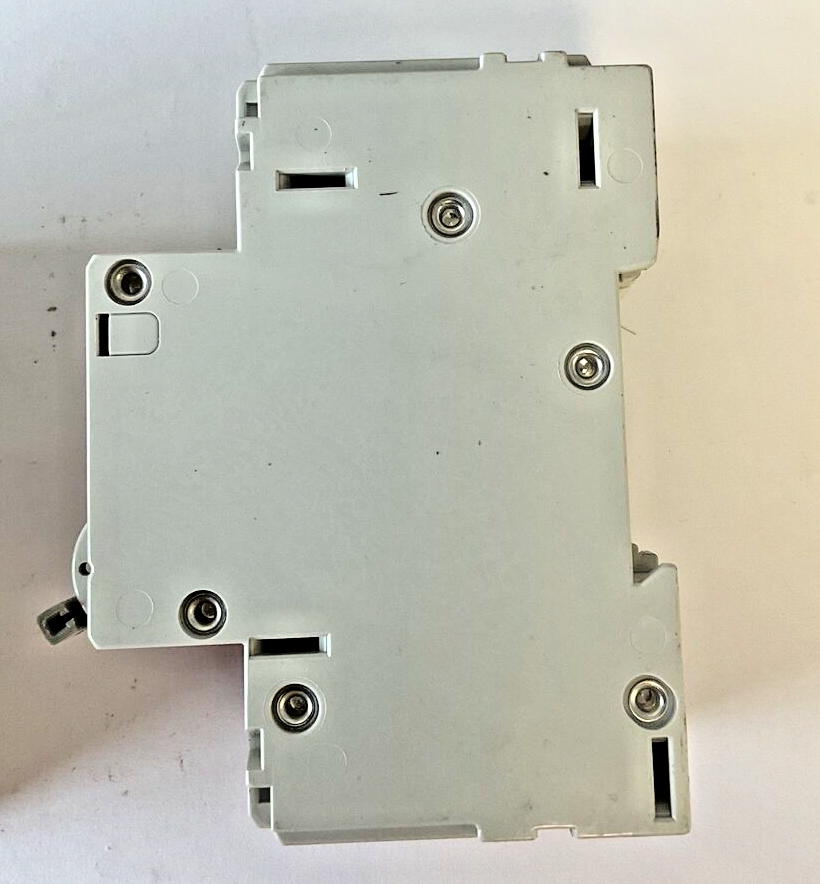 ALLEN BRADLEY 1492-CB3H040 CIRCUIT BREAKER 4A 2HP SER.C ***LOTOF2***