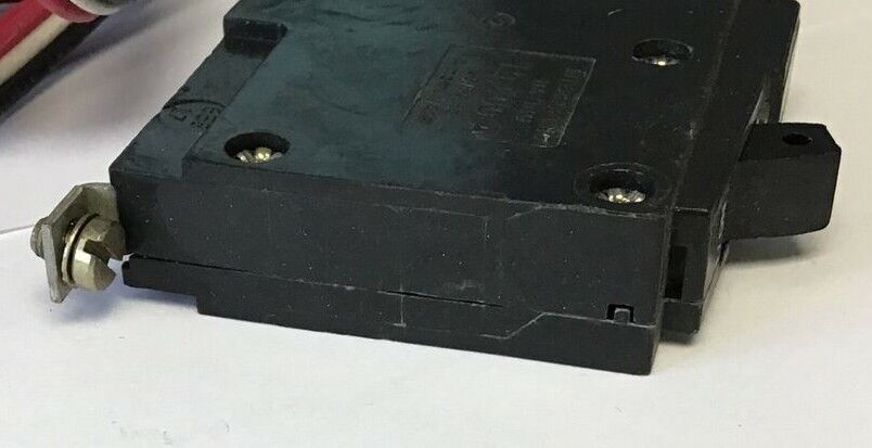 SQUARE D QOB120PL5393 CIRCUIT BREAKER 20A 120/240VAC 50/60HZ  1POLE