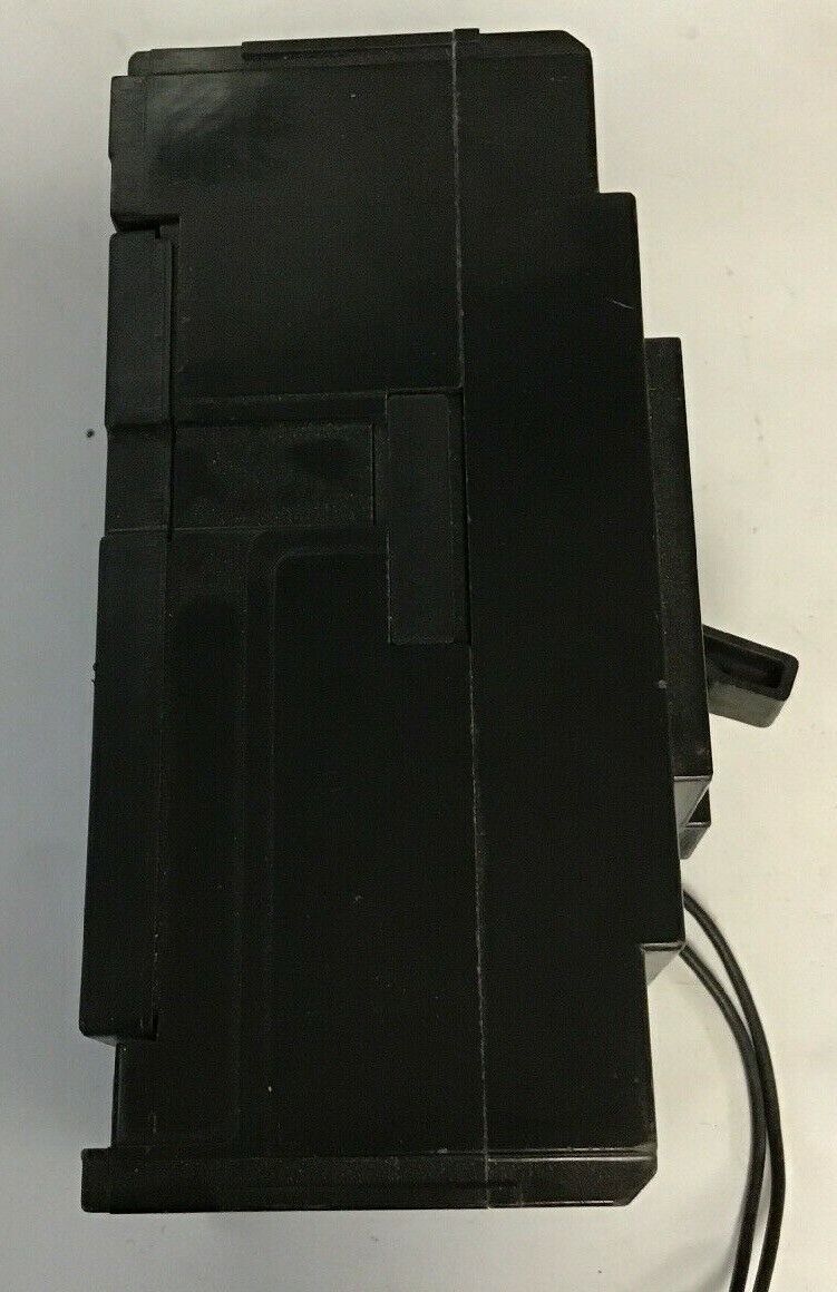 FUJI ELECTRIC SG53R CIRCUIT BREAKER 30AMP 100-200V 25KA