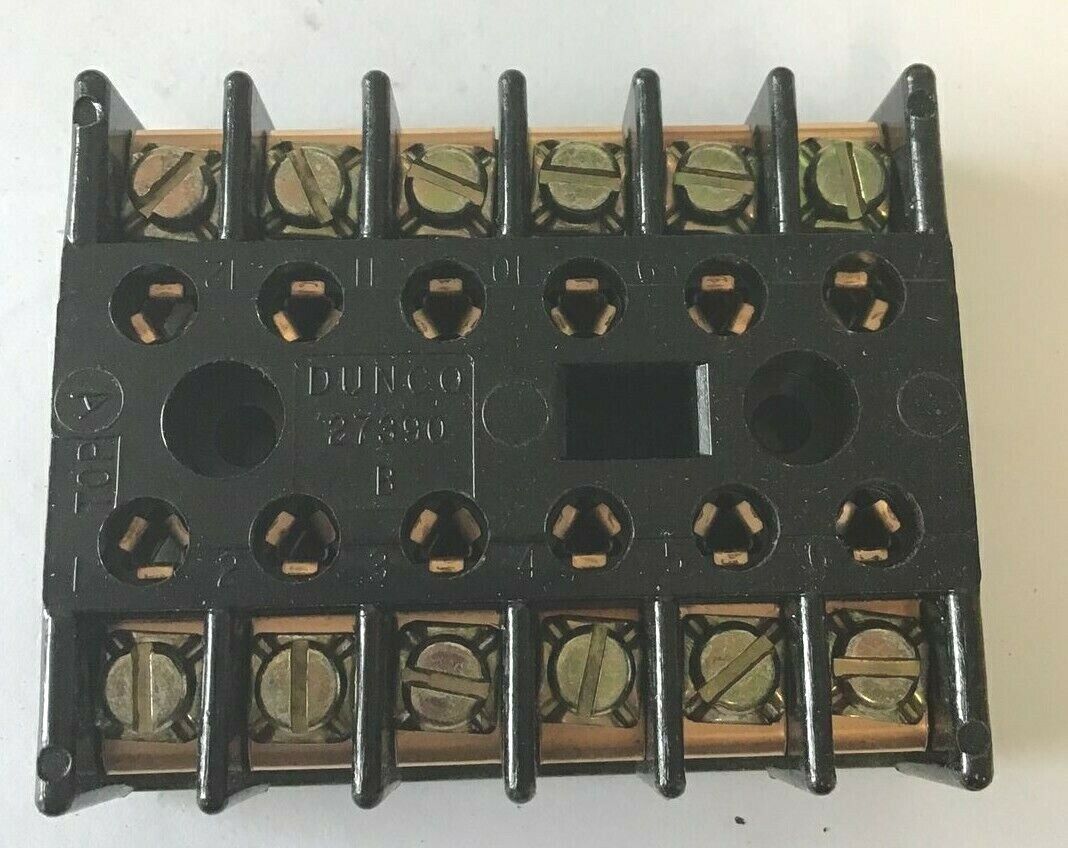 STRUTHERS-DUNN 33377 SOCKET W/ 27390 SOCKET DUNCO RELAYS