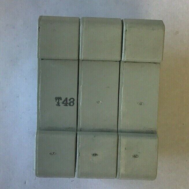 BUSSMANN CHCC FUSE BLOCK HOLDER 3POLE 600V 30A