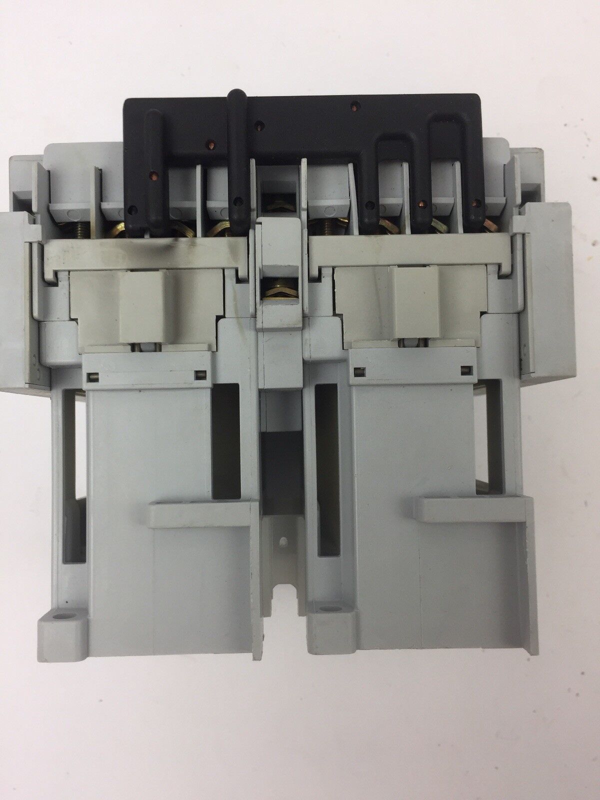 ALLEN BRADLEY 104-C09UDJ22 REVERSING CONTACTOR 2 100-S & 2 100-FSD250 COIL 24VDC