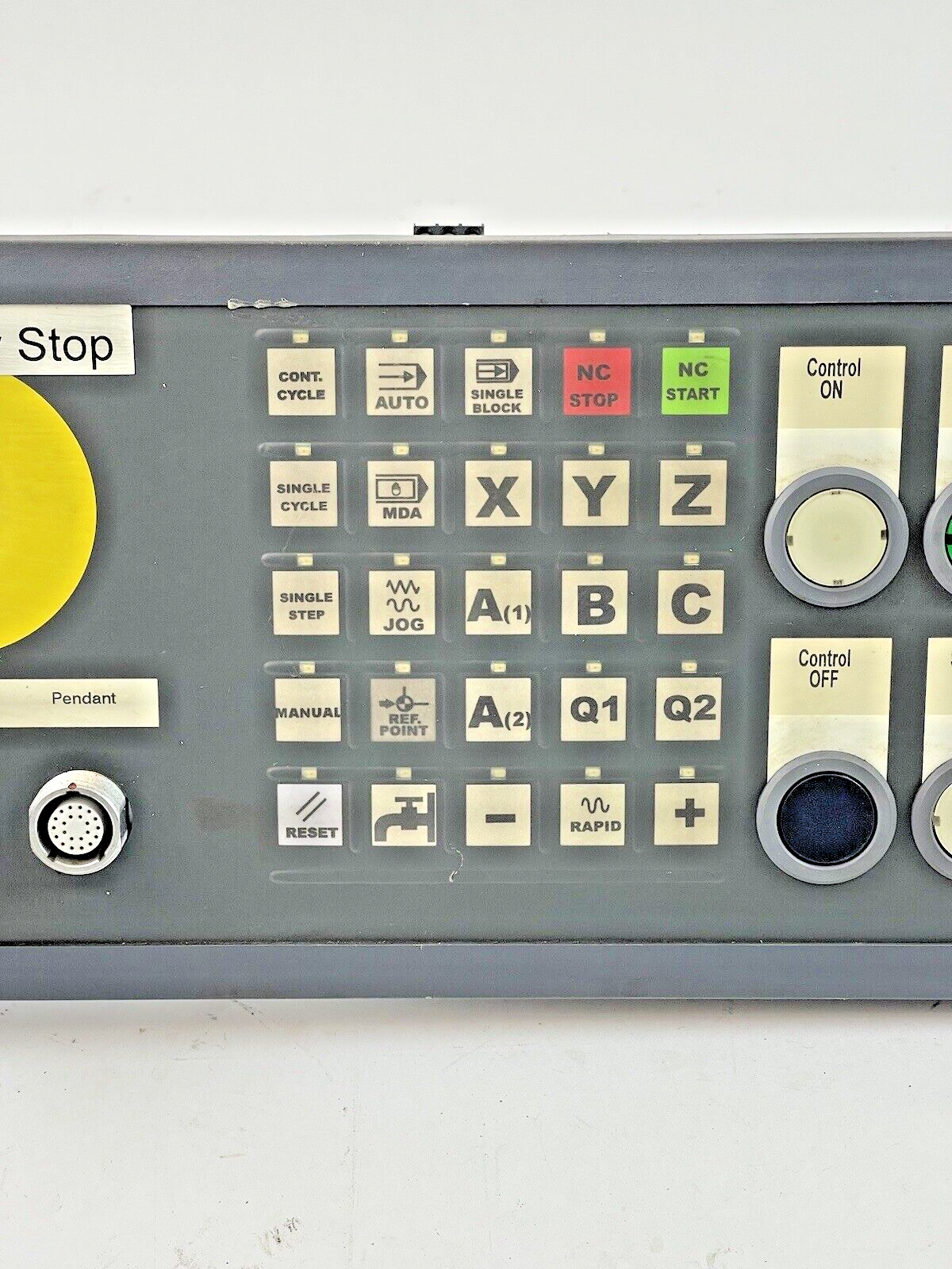 SIEMENS - 6FC5303-1AF12-8BD0 - PUSH BUTTON PANEL - 24 VDC, 35 W - SF2B5030907