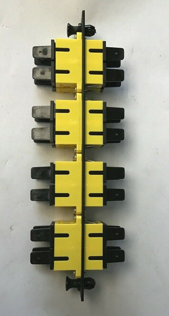 HUBBELL FEPSCDY8 16-PORT SC DUPLEX ADAPTER PANEL (YELLOW )