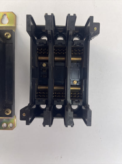 ALLEN BRADLEY 104-A60ND3 REVERSING CONTACTOR SER C 60AMP 600VAC 3PHASE 50HP