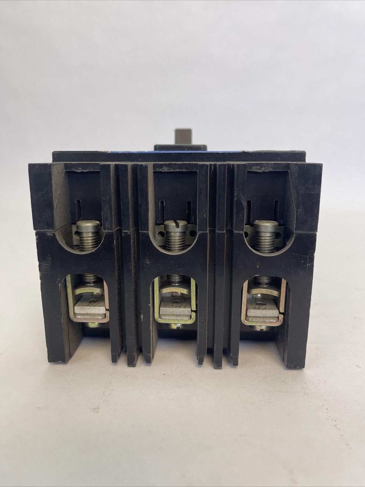 WESTINGHOUSE REH3090 CIRCUIT BREAKER 90AMP 3POLE 480VAC 1375D83G44