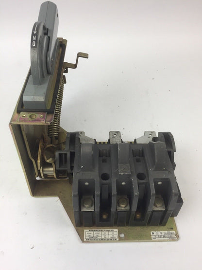ALLEN BRADLEY 1494FNF100 DISCONNECT SWITCH 1494FC211 FUSE BLOCK ADAPTOR