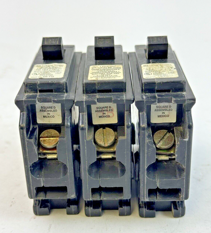 SQUARE D **LOT OF 3** HOM130 - CIRCUIT BREAKERS - 1 POLE/ 30 A/ 240 VAC