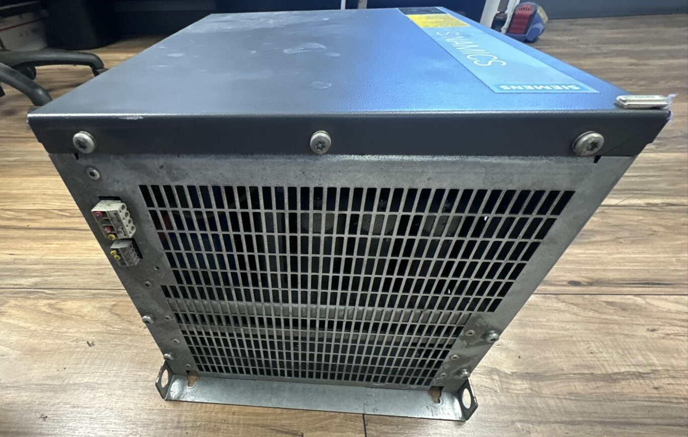 SIEMENS 6SL3100-0BE28-0AB0 ACTIVE INTERFACE MODULE VERSION B 3AC 380-480V 128A