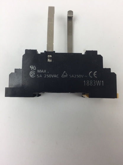 OMRON MY4Z-CR RELAY 220/240 VAC WITH OMRON PYF14A-E RELAY SOCKET
