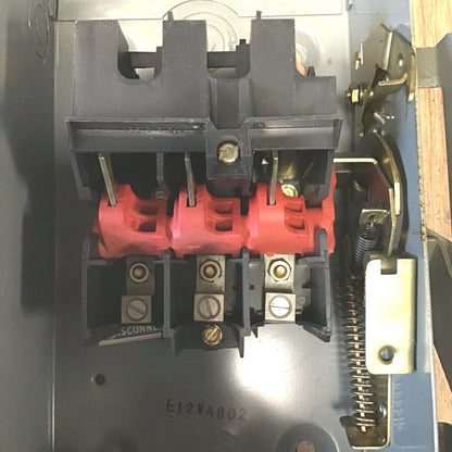 SQUARE D HU361 SAFETY SWITCH SER.E1 30A  NON FUSIBLE 600VAC/VDC 600VAC/VDC 30HP