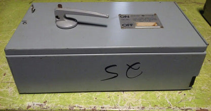 GE General Electric QMR THFP324 200 Amp, 240VAC, 3-Pole Panelboard SWITCH Unit