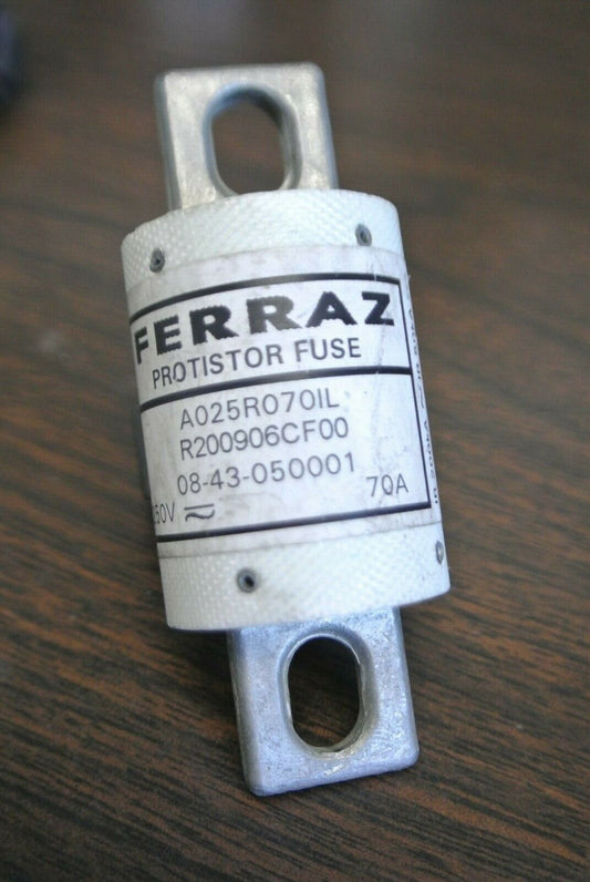 FERRAZ A025R070IL PROTISTOR FUSE / 250V / 70A / R200906CF00 / NEW SURPLUS