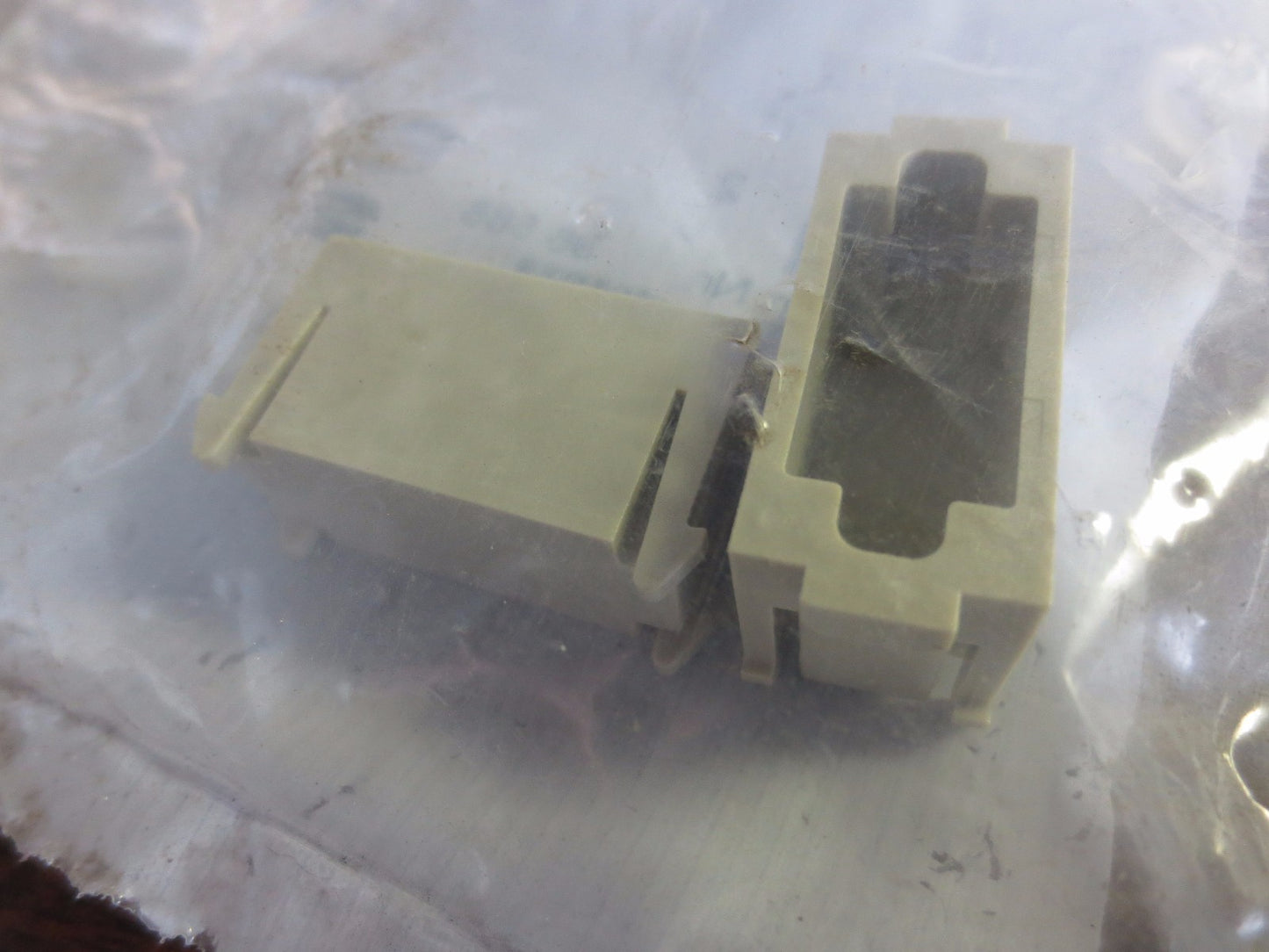 HARTING 09140009950 HAN MOD DUMMY / SPACER MODULE - NEW SURPLUS - BAG of 2