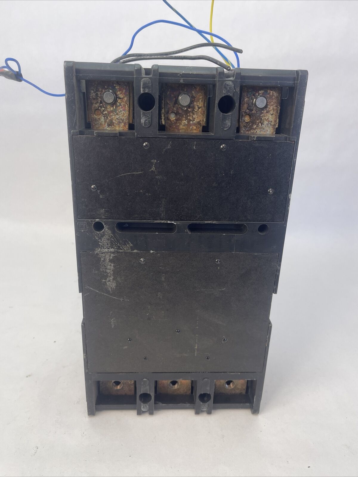 SQUARE D LAF363001441 CIRCUIT BREAKER 300AMP 600VAC 250VDC 3POLE LA11042 LA11212