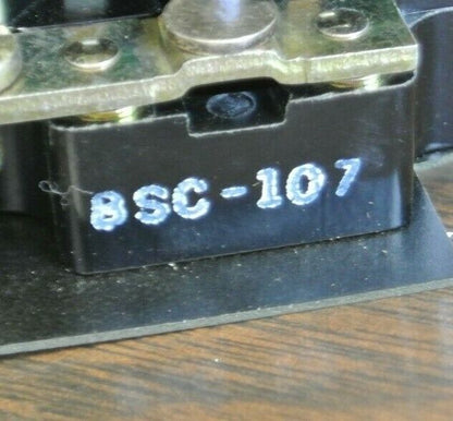 ALLEN-BRADLEY 801-BSC107 / PUSH-TYPE LIMIT SWITCH / 1 N.O., 1 N.C. / NEW SURPLUS