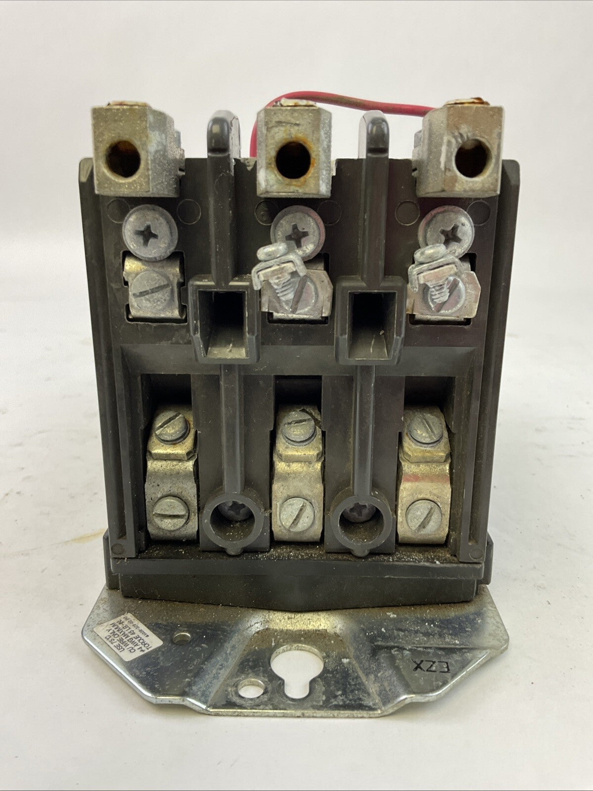 ALLEN BRADLEY 409-C38ND SER B STARTER 68A 600VAC 3PH 60HP COIL 115-120V W72 HEAT
