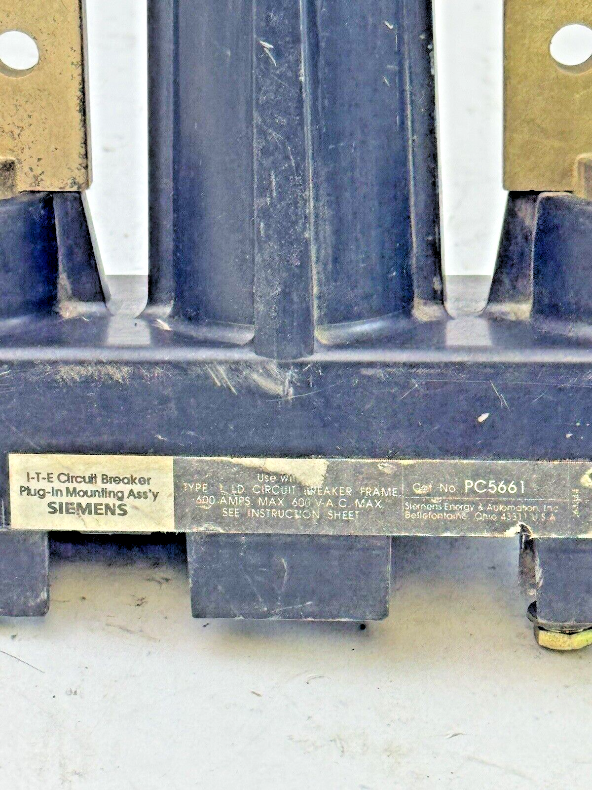 SIEMENS/ ITE - PC5661 - PLUG-IN MOUNTING BASE ASSEMBLY - FOR LD FRAME BREAKERS