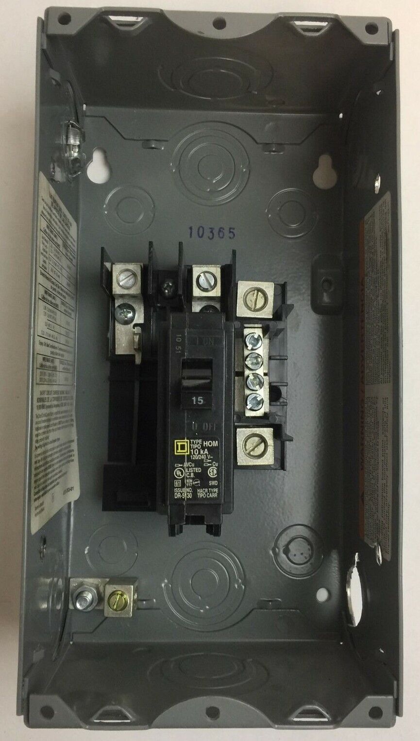 SQUARE D HOM2-4L70 HOMELINE LOAD CENTER 70A 120/240VAC HOM115 FUSE 15A 120/240VA