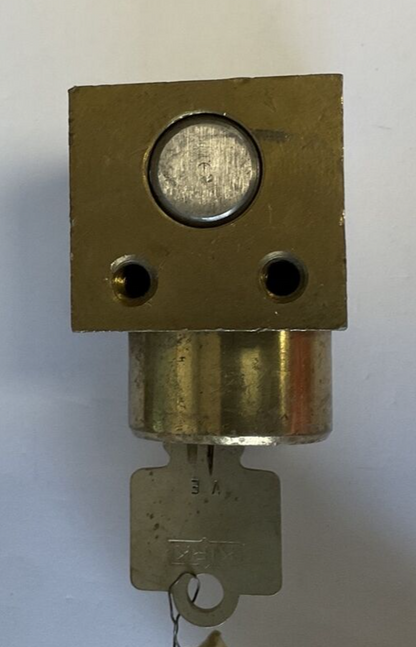 ITE 45-95389 KIRK INTERLOCK ITEM 1 KEYED