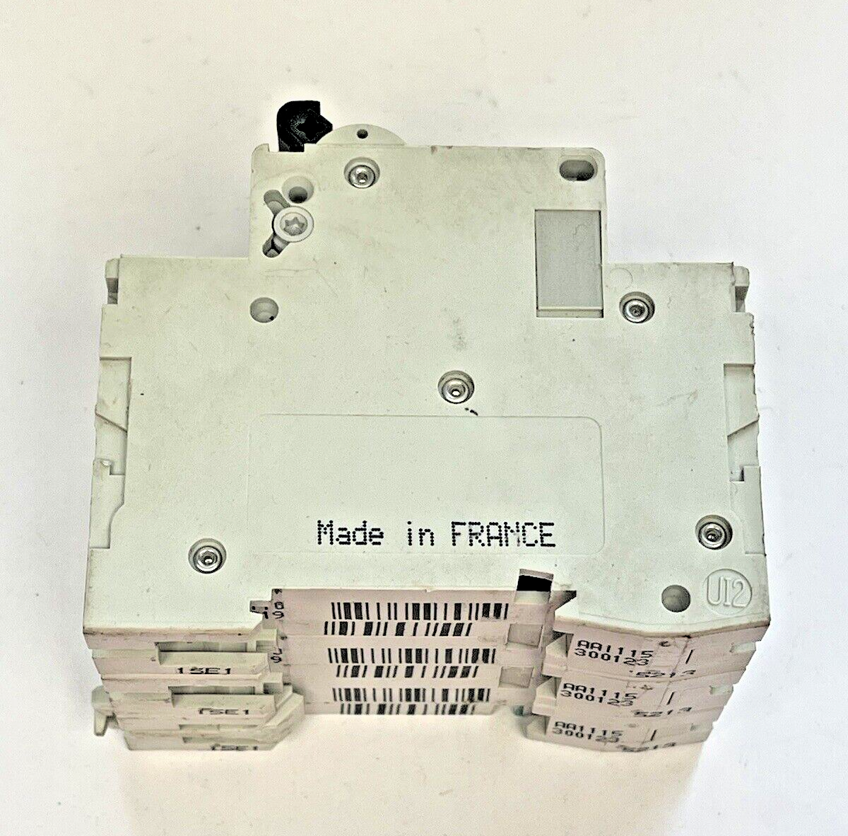 SCHNEIDER - 17466 - C 15 A - 480Y/ 277V, 15 A - MULTI 9 CIRCUIT BREAKER