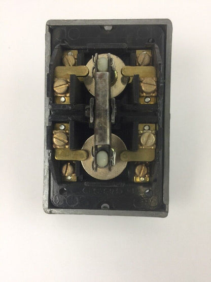 REES 1968-032 CONTROL UNIT START STOP MUSHROOM PUSH BUTTON
