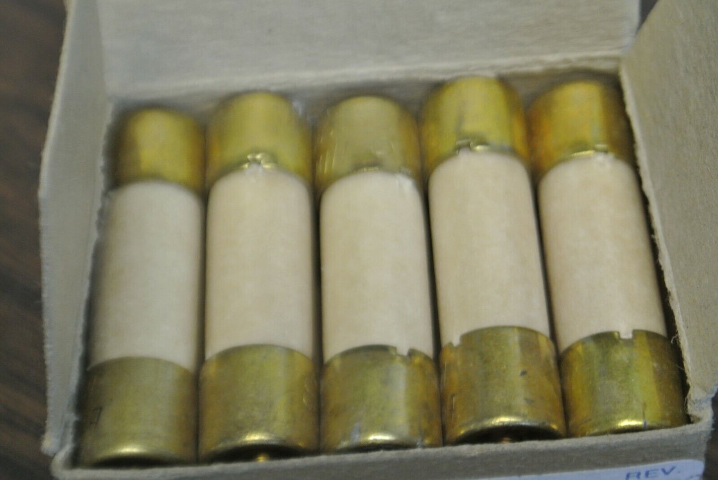 BOX of 10 / BUSS MIN3 INDICATING FUSE / 3A / 250V / NEW SURPLUS / MIN-3