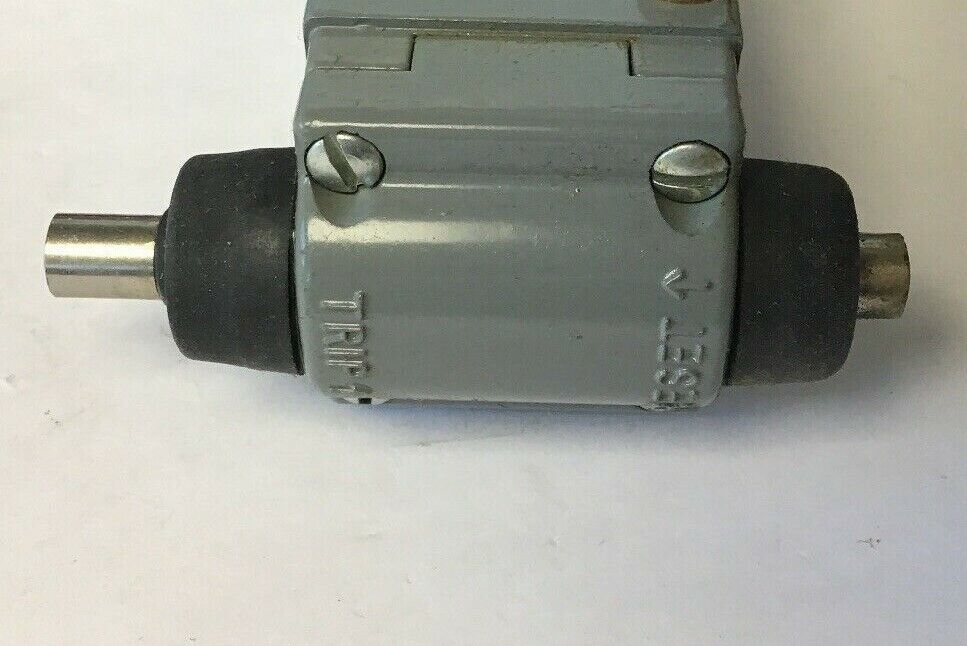 SQUARE D CLASS 9007 B62H LIMIT SWITCH SER.B