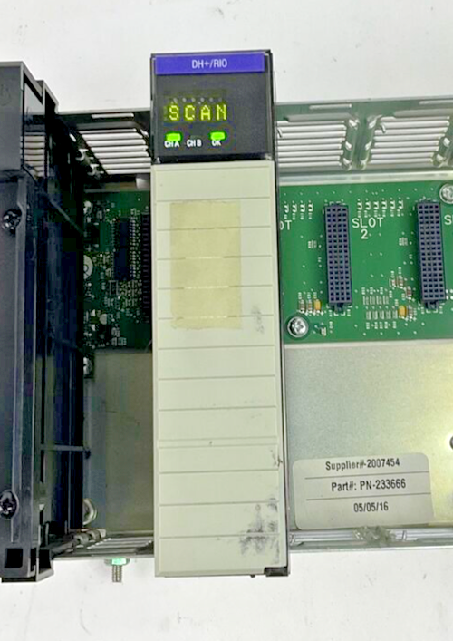 ALLEN BRADLEY 1756-DHRIO SER.E COMMUNICATION INTERFACE FWREV.7.2 24VDC