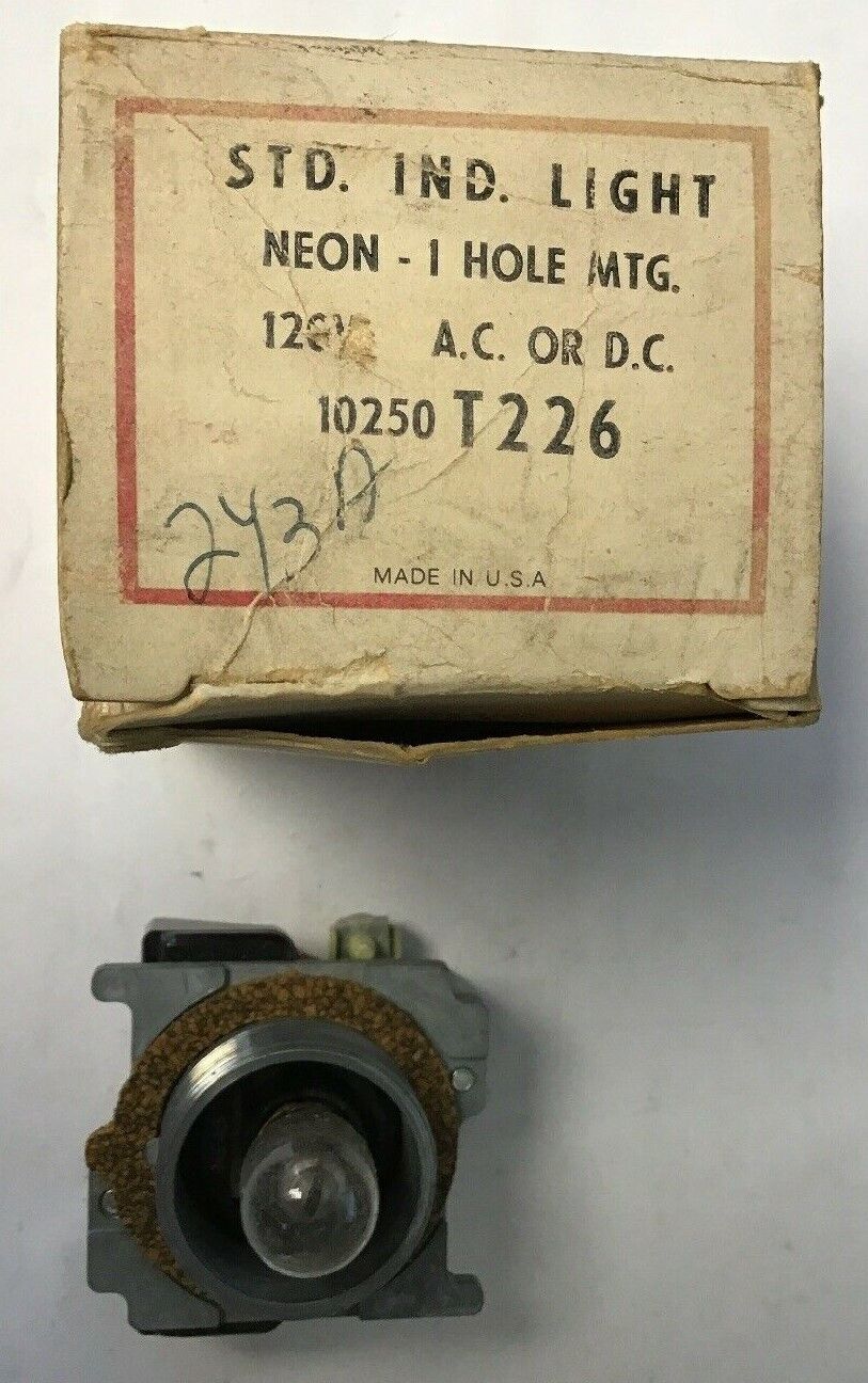 CUTLER HAMMER 10250T226 INDICATOR LIGHT 120VAC