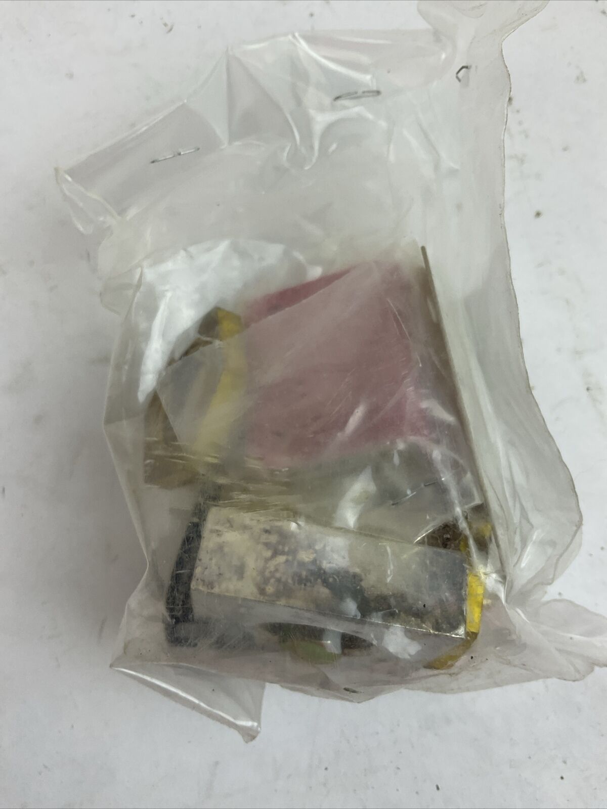 SIEMENS RS5773 REAR CONNECTING STUD USE WITH FRAM TYPE J, JD