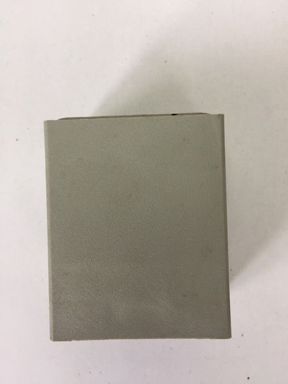 ALLEN BRADLEY 42MTB-5000 PHOTOSWITCH TERMINAL BASE  INPUT 120VAC USE W/42MR