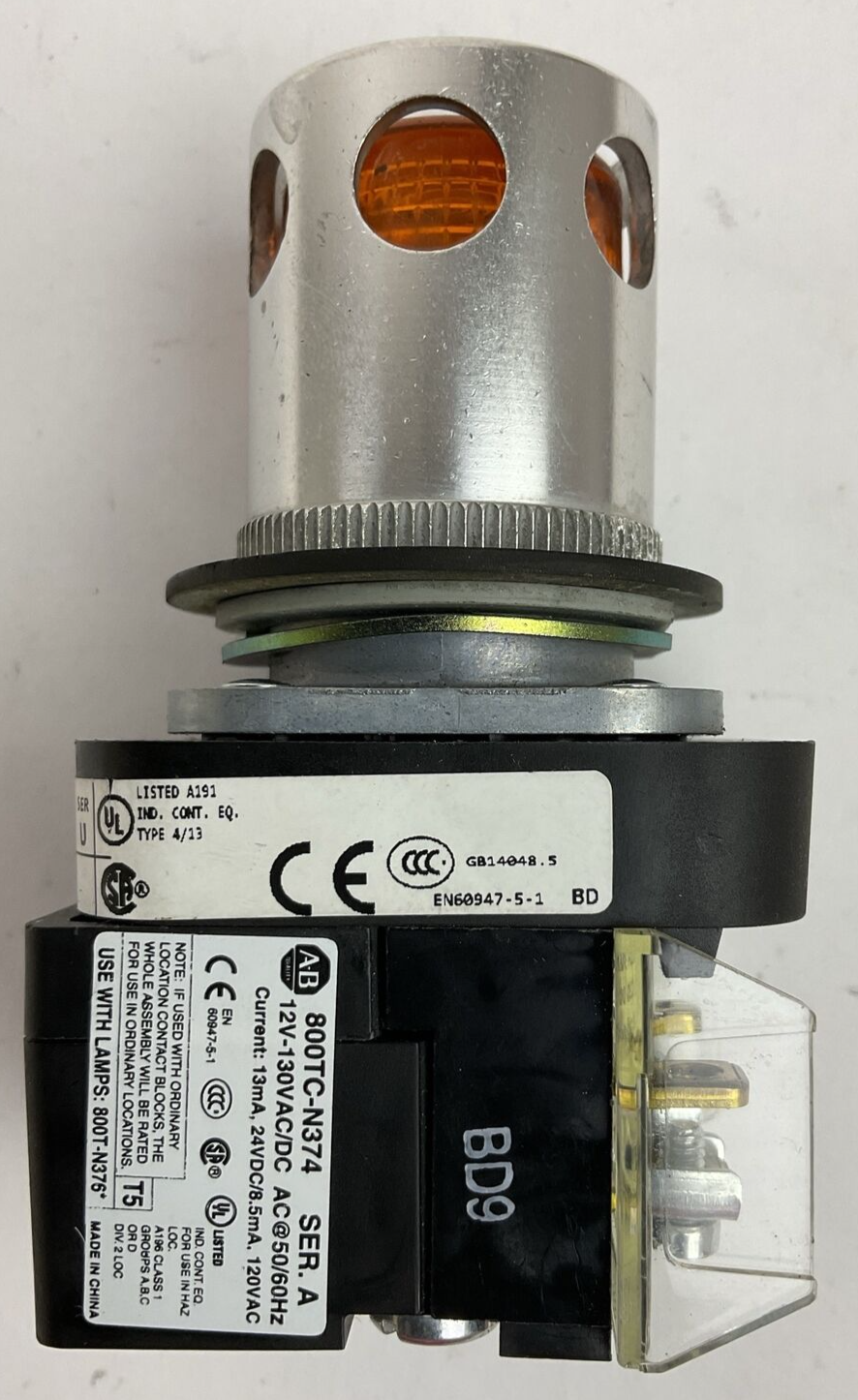 ALLEN BRADLEY 800T-QBH2A SER U ILLUMINATED PUSH BUTTON 12..130V 800TC-N374 SER A