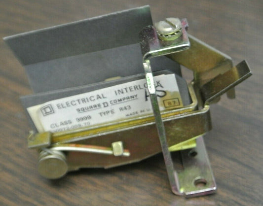 SQUARE D 9999 R43 ELECTRICAL INTERLOCK / SINGLE POLE / 9422 60A / NEW SURPLUS