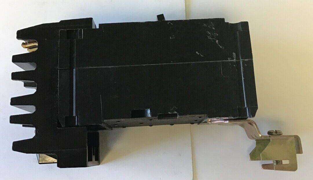 SQUARE D FA22030AC CIRCUIT BREAKER 30AMP SER.2