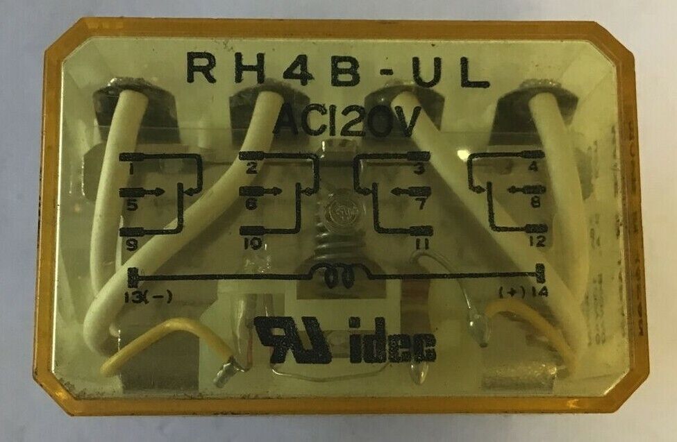 IDEC RH4B-UL RELAY 240VAC 30VDC***LOTOF2***