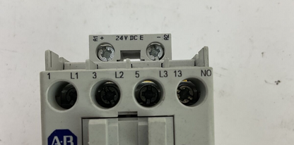 ALLEN BRADLEY STARTER (100-C12E*10 COIL 24VDC + 193-EECB 1.0-5.0A)