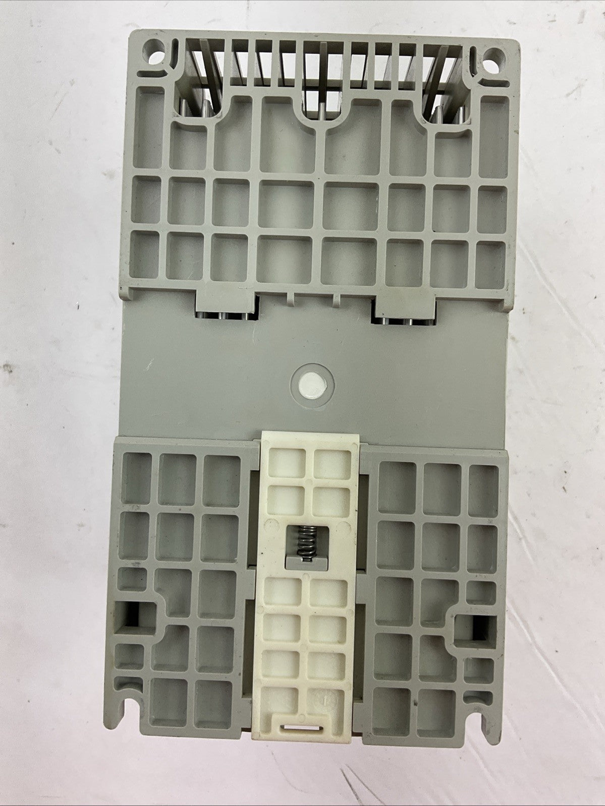 ALLEN BRADLEY 22B-D2P3N104 SER A FRN 6.02 AC DRIVE 0.75kW/1.0HP OUTPUT 0-460VAC