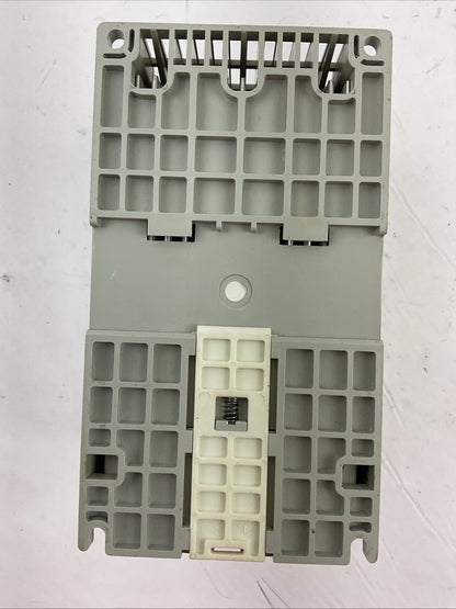 ALLEN BRADLEY 22B-D2P3N104 SER A FRN 6.02 AC DRIVE 0.75kW/1.0HP OUTPUT 0-460VAC