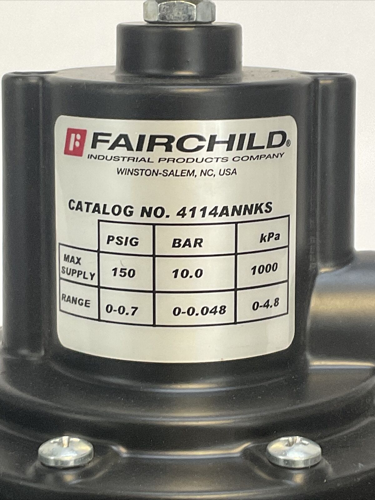 FAIRCHILD 4114ANNKS PRESSURE REGULATOR 0-0.7 PSIG 0-0.048BAR 0-4.8kPa