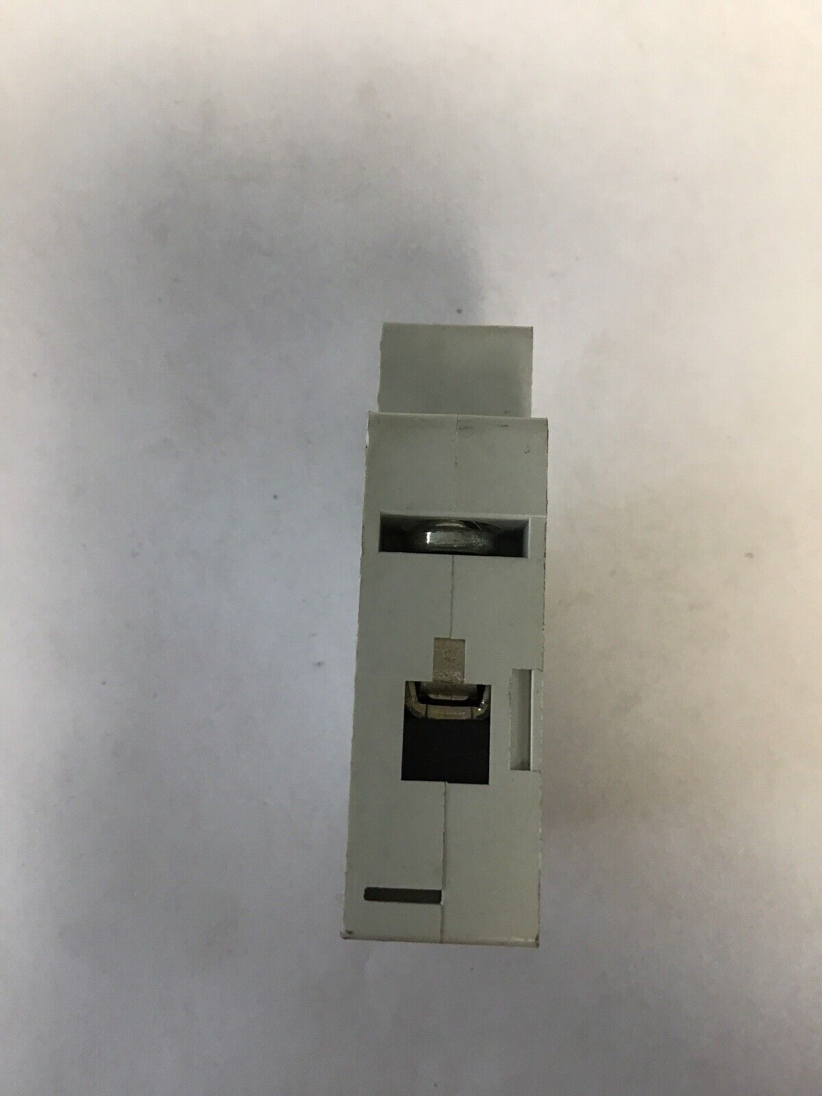 MOELLER FAZ-Z4/1 CIRCUIT BREAKER 240VAC/415V 1POLE (LOT OF 4)