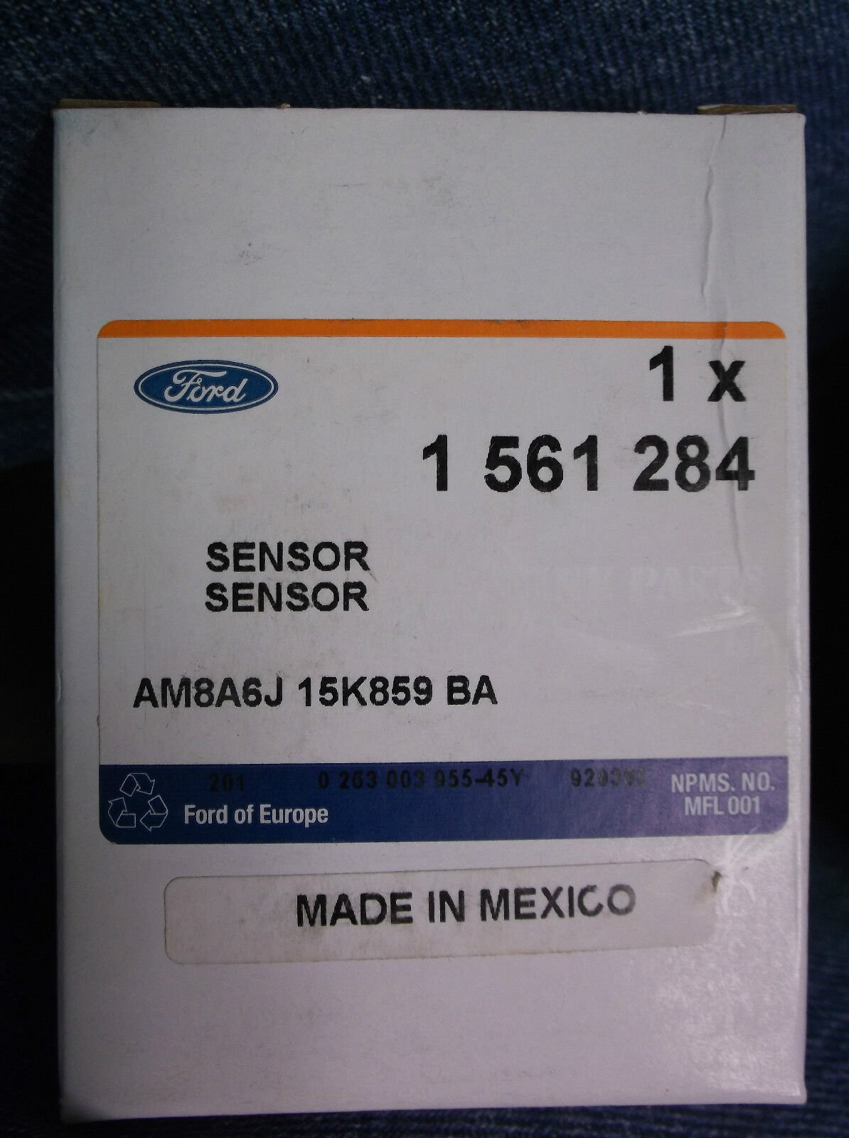 FORD AM8A6J 15K859 BA PARKING SENSOR 1 561 284 8A6J 15K589BA - NEW in BOX