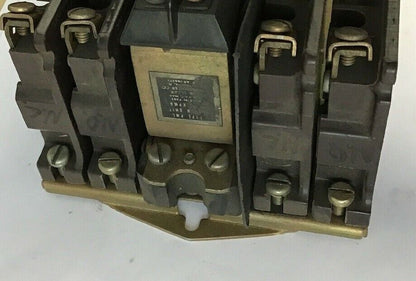 SYLVANIA 5UH4-2-76 LATCHING RELAY 4 CONTACTS 2N.O./2N.C. 600VAC 120VOLTS 60HZ