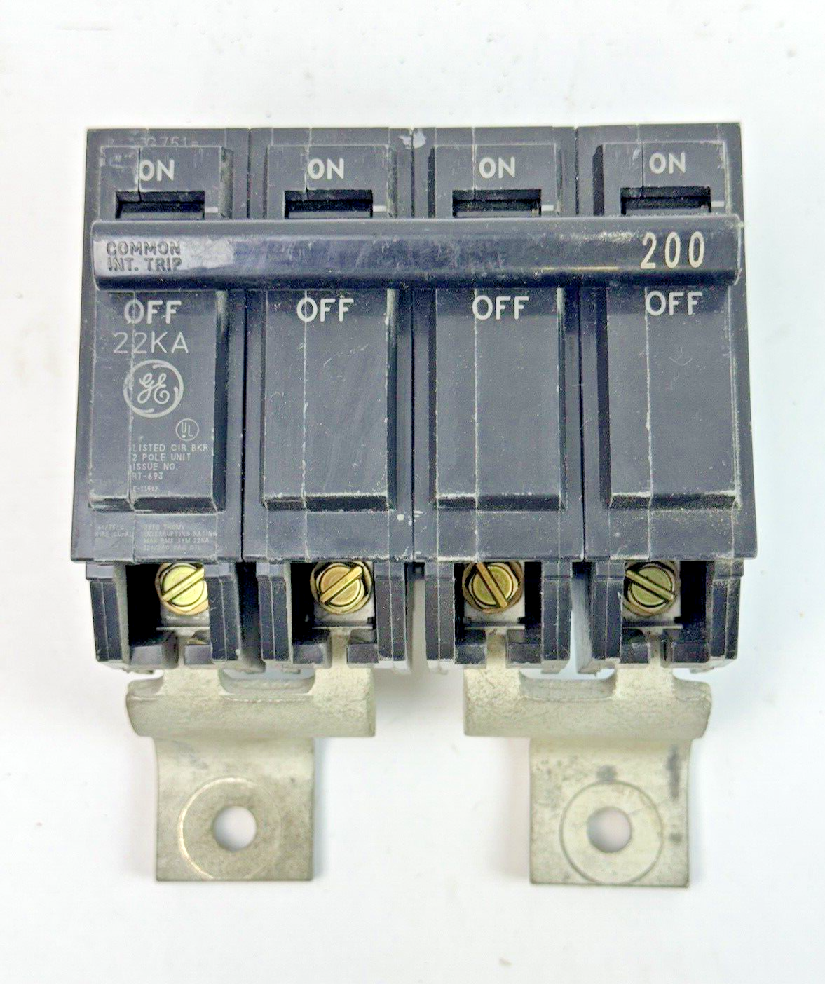 GE - THQMV4200 - THERMAL MAGNETIC CIRCUIT BREAKER - 2 POLE, 200 A, 240 VAC