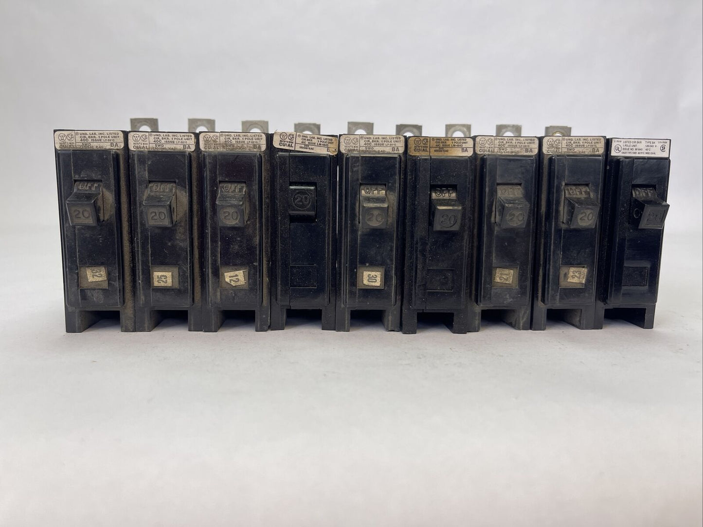 CUTLER HAMMER / WESTINGHOUSE BA1020 CIRCUIT BREAKER 20A 1P 120/240VAC (LOT OF 9)