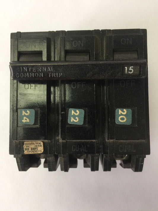 GE THQB32015 CIRCUIT BREAKER 15AMP 3POLE 240VAC BOLT ON MOUNT (LOT OF 8)