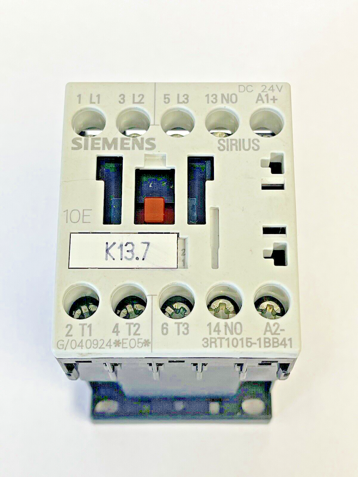 SIEMENS - 3RT1015-1BB41 - CONTACTOR - AC-3 7 A, 3 kW / 400 V 1 NO, 24 V DC 3-pol