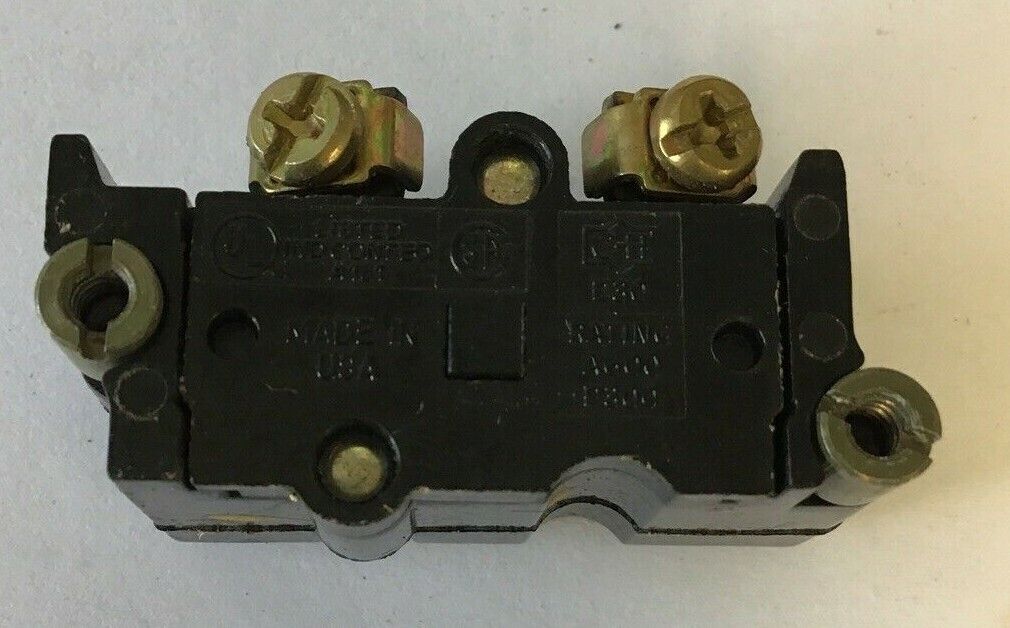 CUTLER HAMMER E30KLA1 CONTACT BLOCK***LOTOF3***