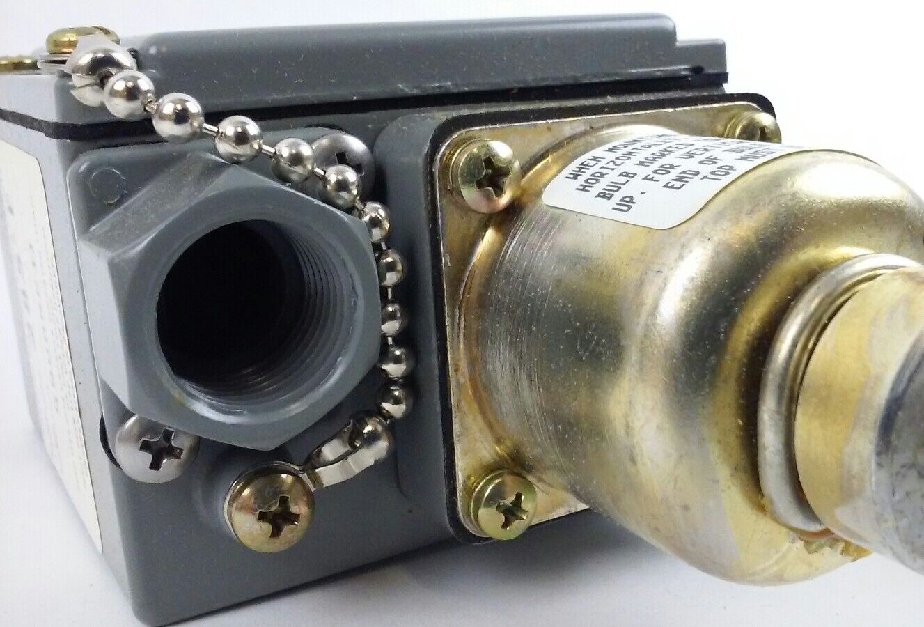 Square D 9025-GXW-5 Series C Temperature Switch (9025GXW5A12E2) (NEW IN BOX)
