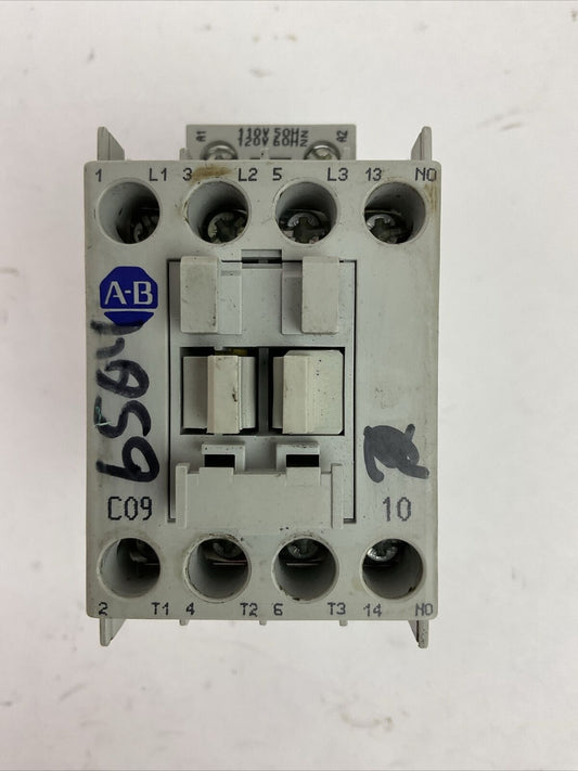 ALLEN BRADLEY SERIES A 100-C09*10 CONTACTOR W/ 110V 50Hz 120V 60Hz COIL